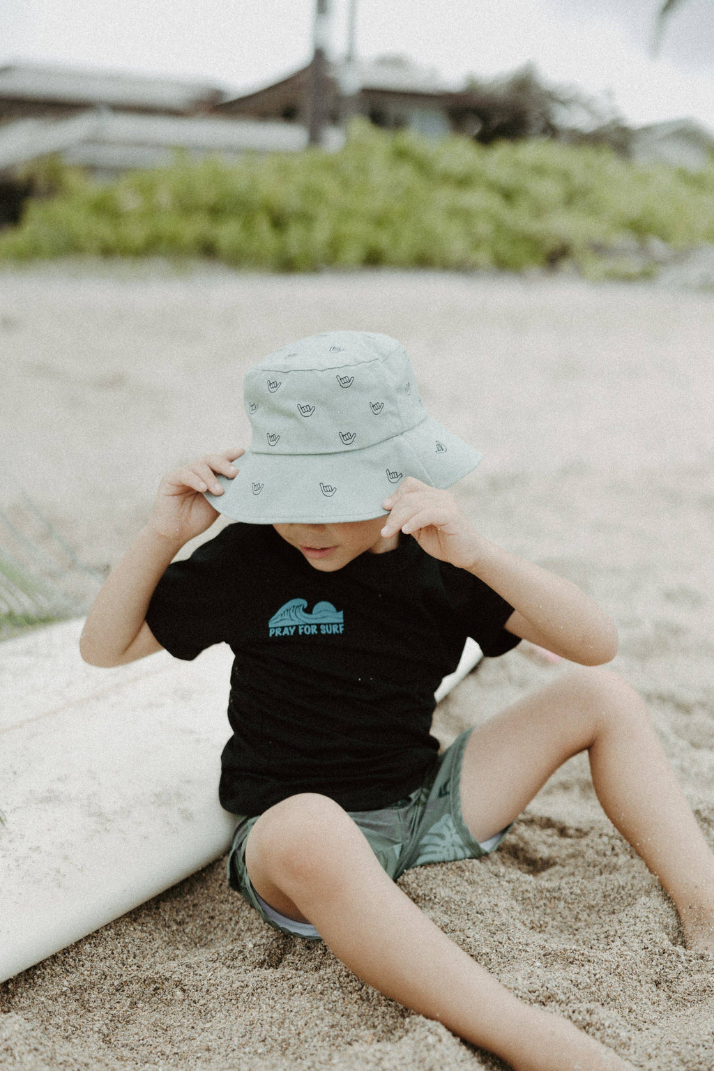 SHAKA BRAH Sage Shaka Print Beach Bucket Hat | One Size