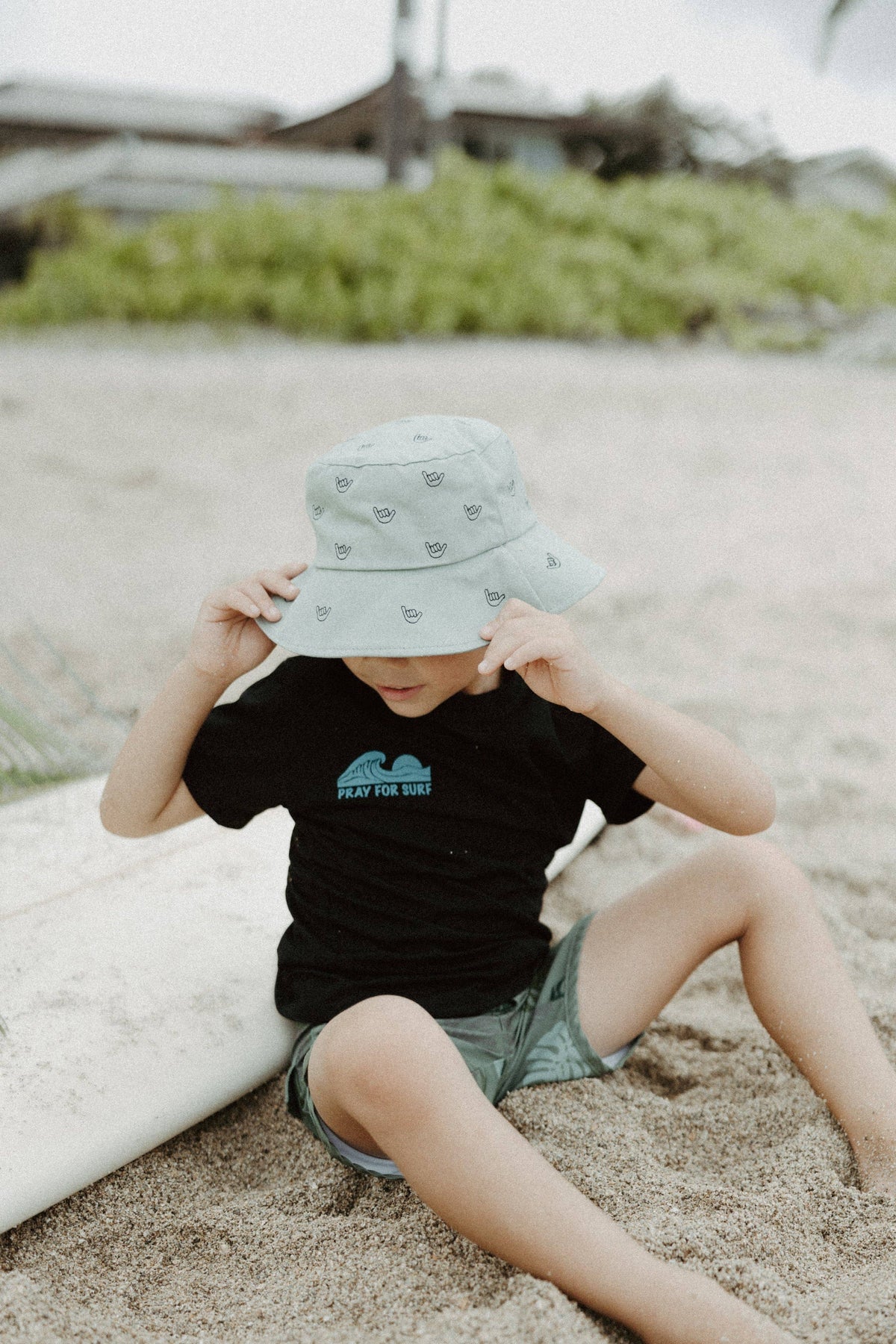 SHAKA BRAH Sage Shaka Print Beach Bucket Hat | One Size