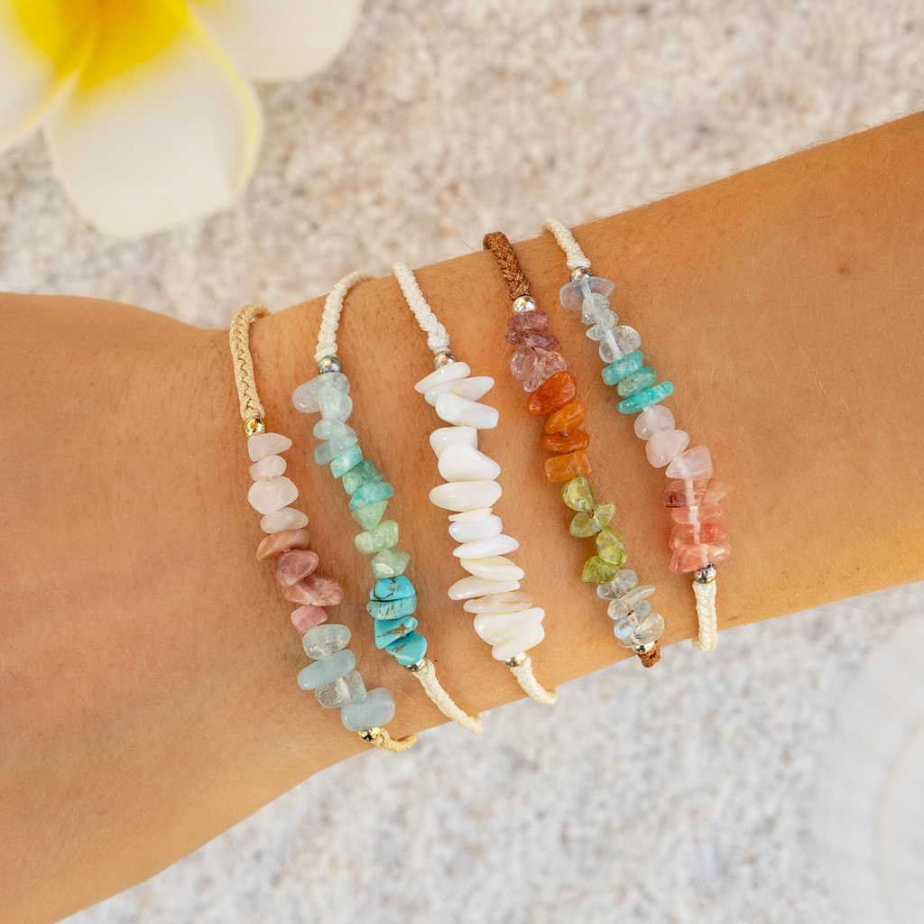 BEACHSIDE PEBBLE Sea Stone Bracelet