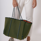 SAFARI GREEN Everyday Tote Bag