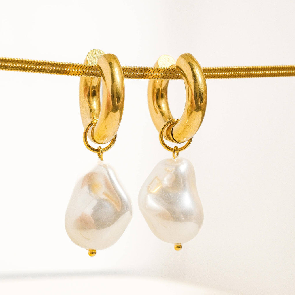 TIDES Freshwater Pearl Hoop Earrings - Gold