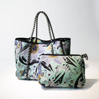 MINT FLOWERS Everyday Tote Bag