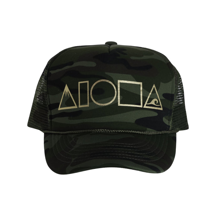 MAUKA TO MAKAI Camo Gold Adult Trucker
