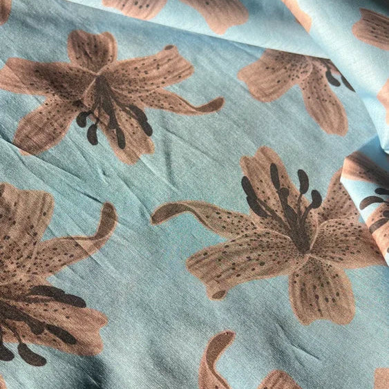 SKY LILIES La'ikū Hawai'i Pareo