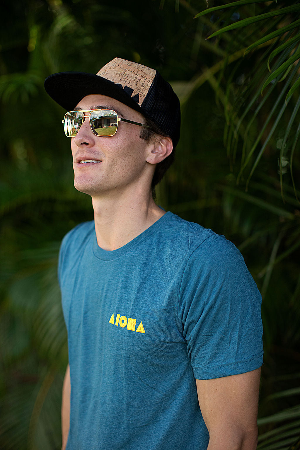 MAUI PINEAPPLE Unisex Tee